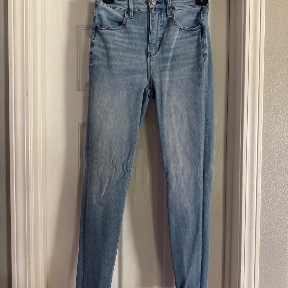American Eagle Outfitters Light Blue Skinny Jeans